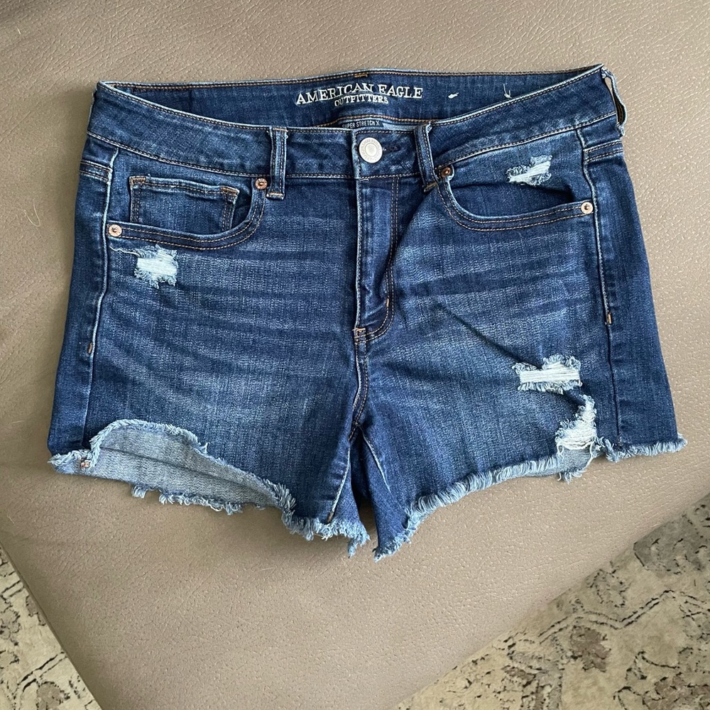 EUC American Eagle Midi Shorts Super Stretch X